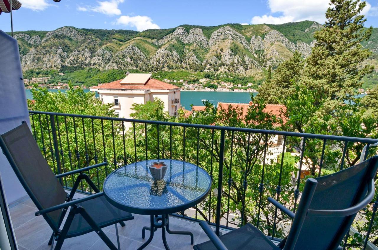 Bay View Apartments Котор Экстерьер фото