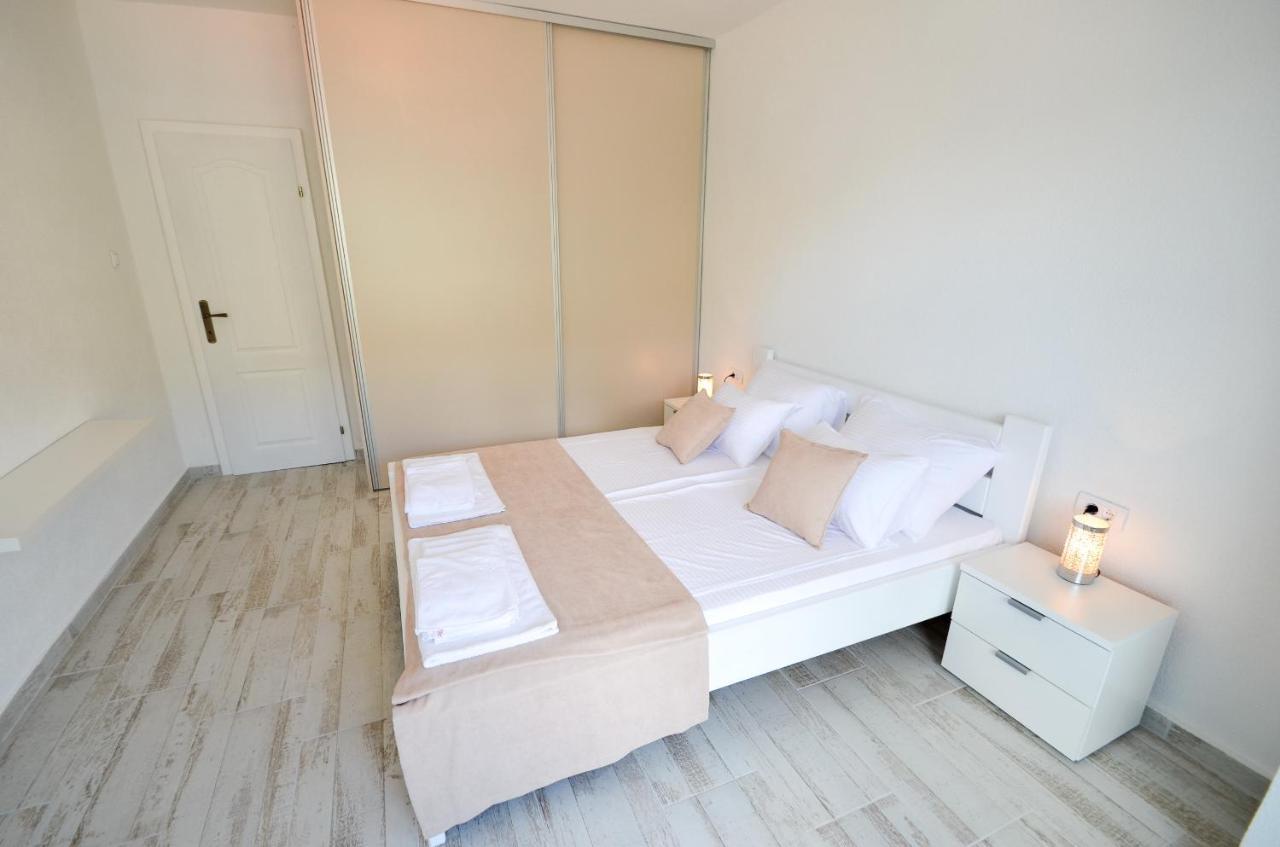 Bay View Apartments Котор Экстерьер фото