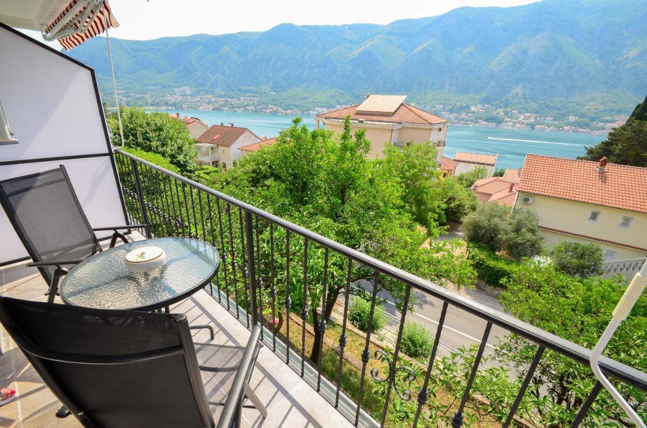 Bay View Apartments Котор Экстерьер фото