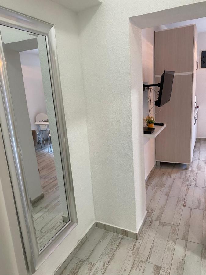 Bay View Apartments Котор Экстерьер фото